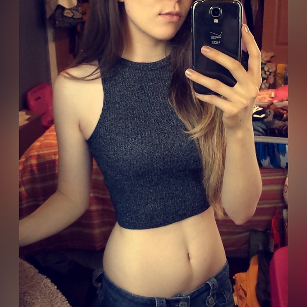 Sleeveless Crop Top